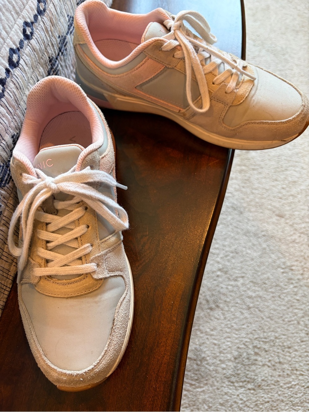 Vionic Women's Neutral Sneakers with Soft Pink Lining